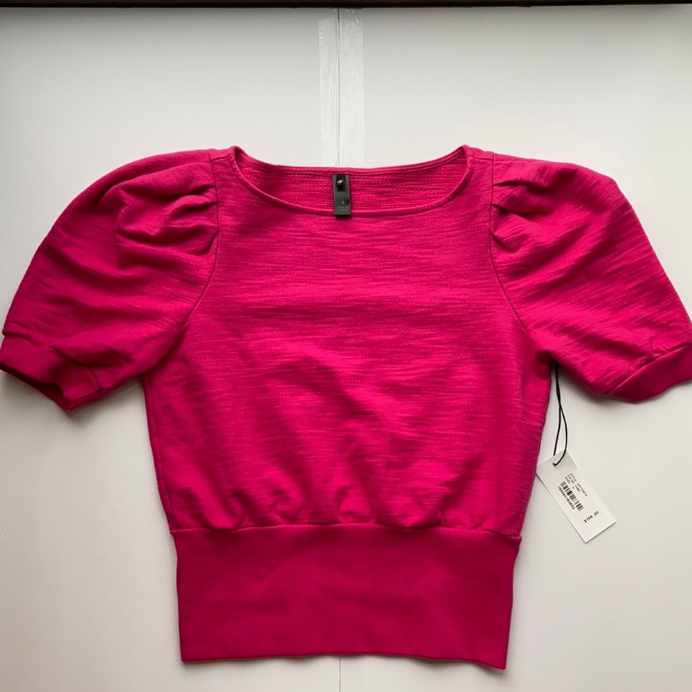 Walker Puff-Sleeve Tee.